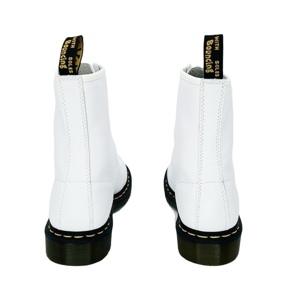 NEW Dr. Martens Softy T Leather Lace-Up Boot White Womens Size 11 1460/25057 New - Picture 4 of 9